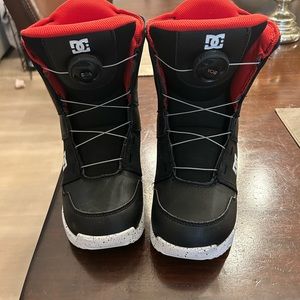 DC snowboard boots size 5